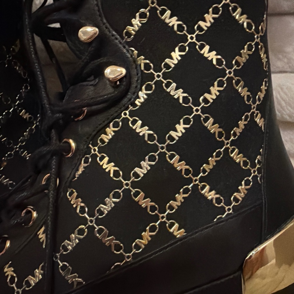 Michaels Black Combat Boots with Gold Detailing - Picture 10 of 10